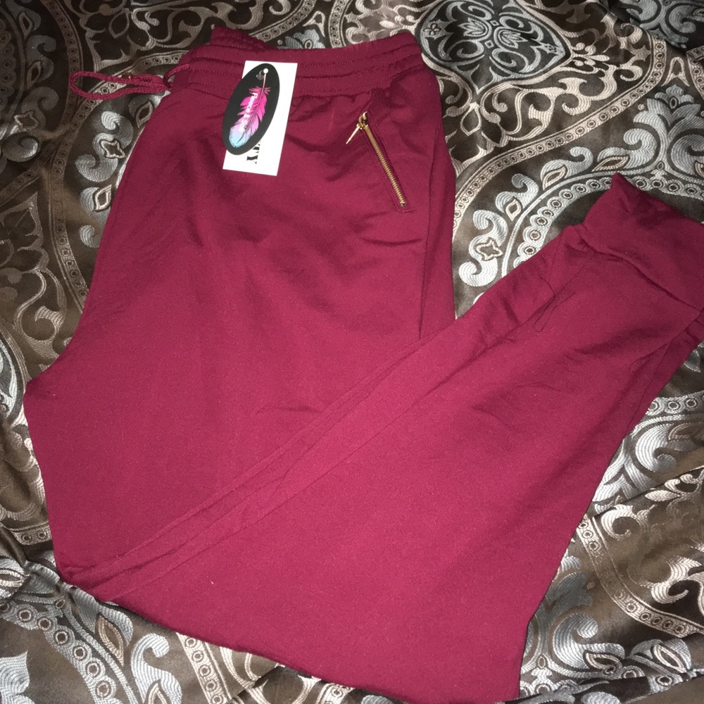 Last 1 Plus Size Burgundy Joggers 3X w Zipper  NWT - Picture 2 of 2